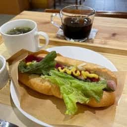 エシカルCafe としょかんのとなり