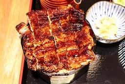 ひるどきうなぎ 鰻しろ