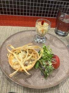 学生レストラン GOLDEN EGG Premium