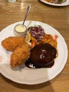 洋食 もりい