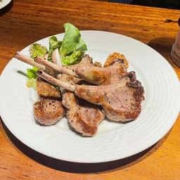 ごまや 新宿3丁目店