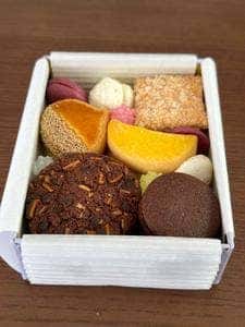 四季菓子の店 HIBIKA