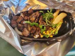 ダニエルハウス