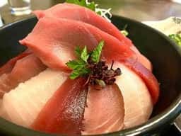 鮪専門店 まぐろや本店