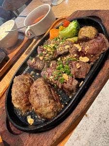 いしがまやハンバーグ MARK IS みなとみらい店