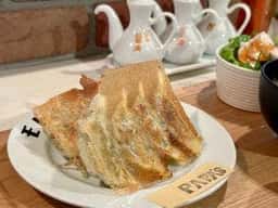 モトイギョーザ