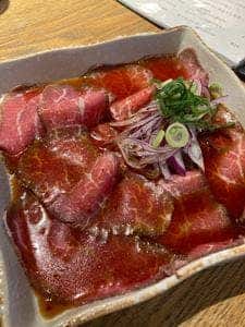 酒とワインと料理 ホリデー食堂