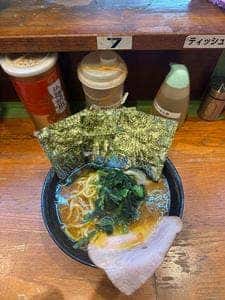 ラーメン 末廣家