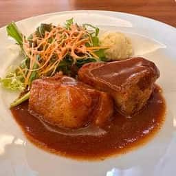 TFU Cafeteria Olive