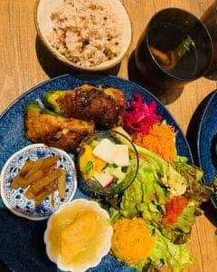 ふる本とカフェ こまつ町家文庫