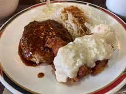 ハイカラ洋食 どれみ軒