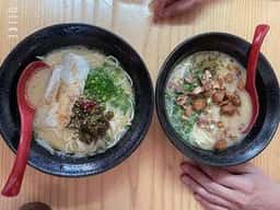 郡上豚骨ラーメン カンミナ 白鳥店