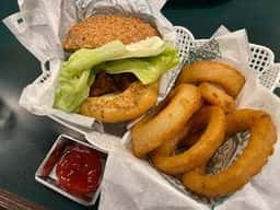 ラッキーピエロ 峠下総本店