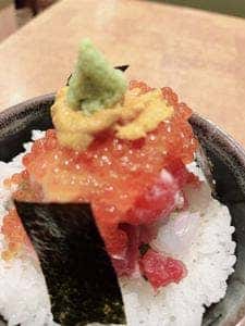 寿司饂飩 まるとく