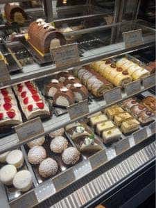 PÂTISSERIE KIA
