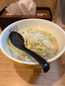 ラーメン海鳴 博多デイトス店