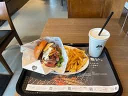 SHOGUN BURGER PARK&CAFE 魚津店