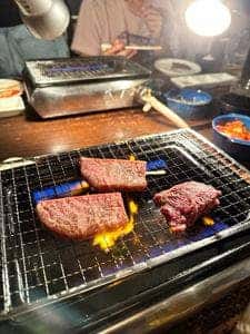 ブラッセルズと焼肉ヒロミヤ 神田神保町