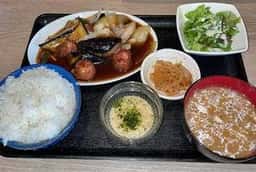 酒菜ダイニング くるとん