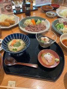 ざくろ 室町店