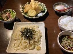 地酒と炭火炉端焼 おやき SiSiMARU