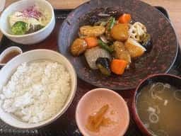 大戸屋ごはん処 湯吉郎店