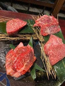 炭火焼肉ホルモン酒場仙次郎