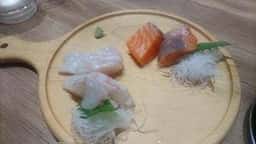 肉ト魚 大衆酒場 ひとめぼれ 裏なんば店
