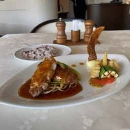 ダイニング・ボルドー