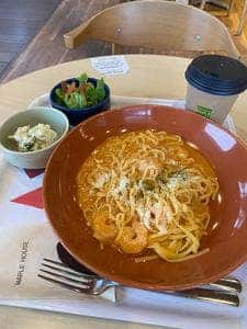 ベーカリー&カフェ メープルハウス