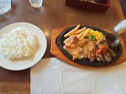 ロイヤルホスト 宇治槇島店