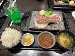 石焼ステーキ 贅 小新店