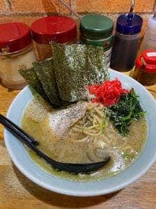 ラーメン四号家
