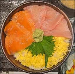 魚活鮮とあぶり焼 海へ 時計台前店