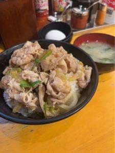 伝説のすた丼屋 町田店