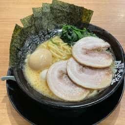 横浜家系ラーメン 町田商店 宮益坂店