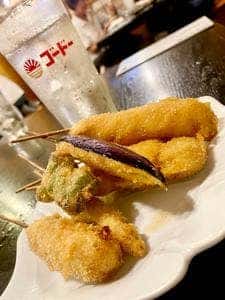 串のこたに