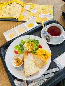 CAFE DINING 神戸養蜂場