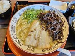 博多屋台ラーメン なかちゃん