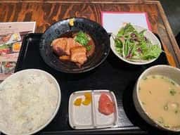 はたがや酒場 はだか電球