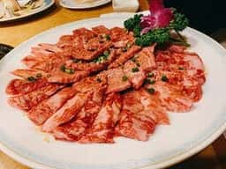 炭火焼肉 新宿柳苑 黒毛和牛専門店