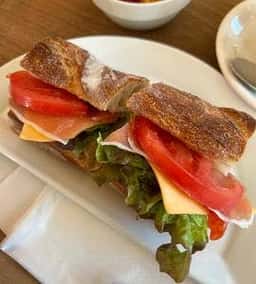BLANDE 研究学園店 Cafe＆Dine