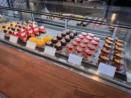 PATISSERIE MIRAGE by the oriental terrace