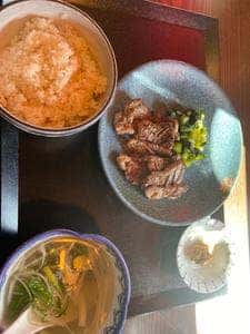 炭焼牛たん赤兵衛分店
