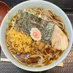 なぜ蕎麦にラー油を入れるのか。新橋店