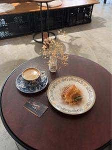 CAFE IN THE HOUSE
