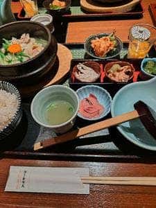 博多華味鳥 梅田ヒルトンプラザ店 離れ