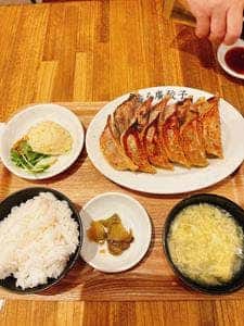 壽ゑ廣餃子 立町店