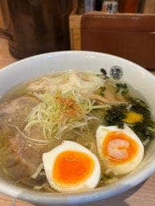 塩ラーメン専門 ひるがお 東京駅店
