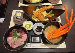 わらべ菜魚洞